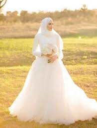Padahal anda belum memiliki rencana untuk segera melangsungkan akad nikah. 20 Akad Muslim Ideas In 2020 Muslim Wedding Muslim Wedding Dresses Muslimah Wedding Dress