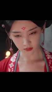 Daisy Li's Instagram, Twitter & Facebook