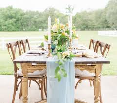 Delicate Garden Wedding Inspiration By Amy Saavedra Garden Wedding Inspiration Wedding Color Inspiration Wedding Inspiration