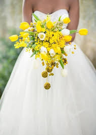 Grâce à nos coachs en style experts et bienveillants trouvez la robe invitée mariage parfaite. Tendances Mariage 2019 2020 Bouquet De Mariee Couleurs