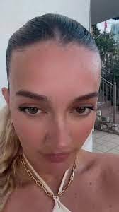 Letty Robinson's Instagram, Twitter & Facebook