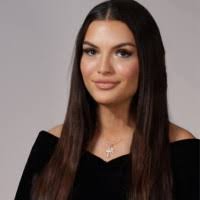 100+ Profile mit dem Suchbegriff „Vasili“