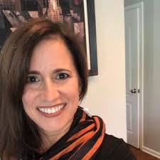 Kimberly Reich's Instagram, Twitter & Facebook