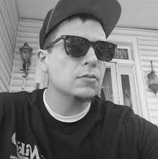 Finally got 99 mining. Smithed all the ore and only gained 2 levels. Guess  it's time to buy my way to 99 smithing.