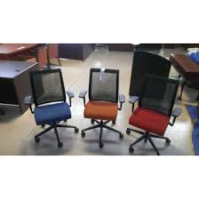 Pin By Cristen Daniel On Commercial Furnishings Chair Furniture Executive Office Chairs