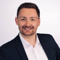 40+ Profile mit dem Suchbegriff „Lenhart“