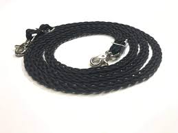 It dates back to 1794 and was commonly used in reefing and furling sails, earning it its name. Amazon Com Flat Braided Paracord Reins Black Fr26 Handmade Products