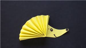 Für diesen kranich benötigt man lediglich ein quadratisches blatt papier. Basteln Mit Papier Igel Fur Herbstdeko Halloween Kindergeburtstag Youtube