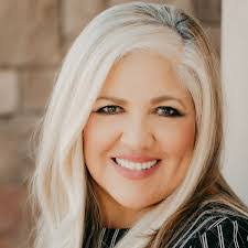 Debbie Marquez's Instagram, Twitter & Facebook