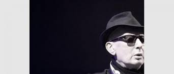 Sur le plateau de midi public, le 20 mars 1985, alain bashung présente son dernier single, première collaboration avec didier golemanas pour les paroles. Alain Bashung Est Mort Jean Marc Morandini