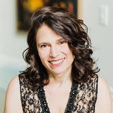 Greta Lamb's Instagram, Twitter & Facebook