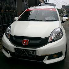 Karena itu pastikan kaca depan mobilmu dalam kondisi prima. Tulisan Keren Untuk Kaca Depan Mobil
