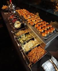 63 Awesome To Serve Burgers At Your Wedding Wedding Reception Food Wedding Food Stations Reception Food