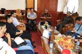 Persidangan dewan rakyat adakah perdana menteri muhyiddin yassin akan mendapat sokongan majoriti. Anggota Dewan Negeri Sembilan Malaysia Lakukan Kerjasama Dengan Pemko Pariaman