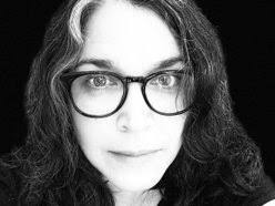 Amy Reich's Instagram, Twitter & Facebook