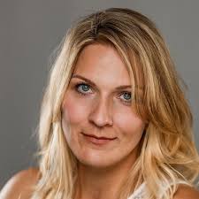 Touch of Truth: Berauschende Nähe : B. Meyers, Mia, Vaughan, Lucia:  Amazon.de: Bücher