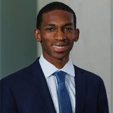 Raquel Roach's Instagram, Twitter & Facebook