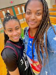 Mya Dotson(@mya2023)