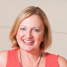 Amber Ostrom's Instagram, Twitter & Facebook