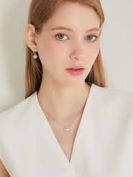 Designer fashion, Seoul-fully created