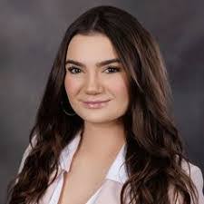 Heather Chamberlain's Instagram, Twitter & Facebook