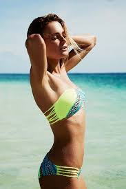 Maillot de bain avec fines bretelles réglables. Epingle Sur Ouam