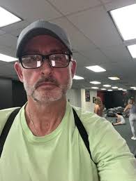 Michael Shane Mitchell (@MichaelShaneMi3)