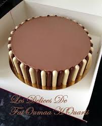 4 Chocolats Les Delices De Fatoumaa Houariii Carnet De Recettes Gateau 3 Chocolat Gateaux Et Desserts Gateau Mousse Chocolat