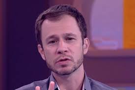 He is the son of gilberto leifert, director of market relations for rede globo network. Tiago Leifert Sobre Coronavirus Igual Bbb Fiquem Confinados