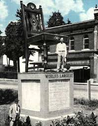 World S Largest Chair The Battle Rages
