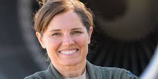 Ashley Nickloes leads group of military service members in 2nd  Congressional race