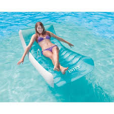 Beim floating schwerelose entspannung erleben. Intex Inflatable Pvc Lounge Pool Chair Bundled W Inflatable Pool Recliner Lounger Chair Blue 58856ep 58868ep The Home Depot
