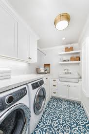 Popular and clever farmhouse laundry room ideas will change how you feel about wash day. Knoll Farmhouse Laundry Room Landhausstil Hauswirtschaftsraum San Francisco Von In The Deets Houzz