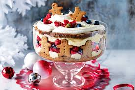 Gingerbread mix, gingersnaps, vanilla pudding, pumpkin pie filling and whipped topping are beautifully layered in a glass trifle bowl. How To Make A Gingerbread Trifle