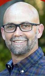 Scott Trahan's Instagram, Twitter & Facebook