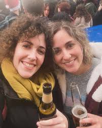 Leher eginda, baina pozik eta esker onez beteta agurtzen zaitugu, 2023.  Ongi etorri 2024, URTE BERRI ON guztiori! Eskerrik asko, bihotzez, bion  partez egunotan zuen mahaietan egoten uzteagatik. Nos despedimos del 2023