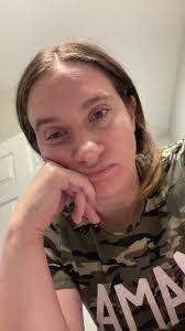 Amanda Trout's Instagram, Twitter & Facebook