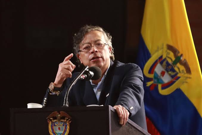 EEUU.- Petro protesta por el suicidio de un joven colombiano bajo custodia  del ICE: "EEUU debe reflexionar"