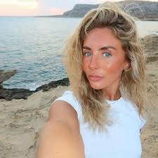 Evie Davis (Sexta Septima) Personality Type (MBTI, Enneagram, On-Screen  Persona)