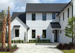 The white house 1600 pennsylvania ave nw washington, dc 20500. Modern White Stucco House Stunning 2 Story Modern Home Accented With A Gray Shingled Roof Boast Long White Stucco House Stucco Homes Modern Farmhouse Exterior