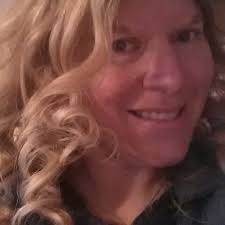 How difficult is the hike to the black sand beach?