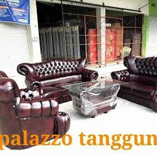 Desain ruang tamu tanpa kursi project rumah tinggal 3 lt karya andiyanto purwono.st[sumber: Mebel Kredit Khusus Blitar Home Facebook