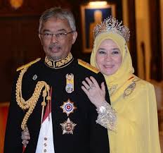 Before becoming sultan of pahang in january 2019, abdullah held the position of tengku mahkota, a position which was conferred on him by his father in 1975. Tiara Mania