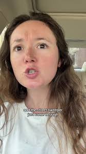 STREET CLEANERS AINT CLEANING SHIT JUST SWEEEPING IT ALL UP IN THE AIR FOR  A SEC #fake #streetsmarts #nyc