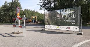 Deze fietsroute neemt je mee door de omgeving van zeewolde waar je bossen, water en zelfs stukken heide tegenkomt. Werken Fietsen Door De Heide Gestart Radio 2 De Grootste Familie