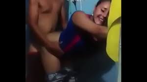 Fudendo no bar - XNXX.COM