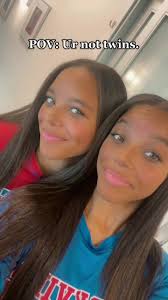 Do we look the same ? #identicaltwins #fyp @emma.gravesss @ali_graves3