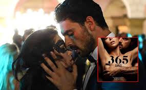 365 days' michele morrone did not come out as gay, clarifies his photo with simone susinna fans were very curious about a photo that netflix star michele morrone posted on instagram this week of. 365 Days Fans Are Convinced That S X Scenes Between Michele Morrone Anna Maria Sieklucka Were Real