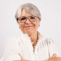 Katie Roper's Instagram, Twitter & Facebook