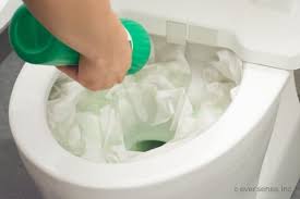 トイレの尿石を掃除 便器の頑固な尿石の取り方は 酸性洗剤を使う お掃除の裏技 掃除 トイレそうじ